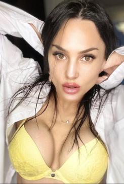 Demi