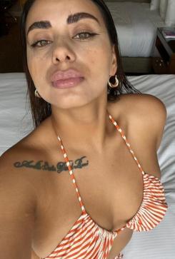 Mia