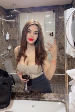 Mia