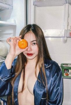 Mona