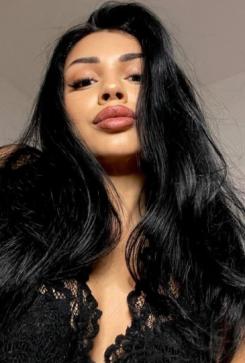 Mia